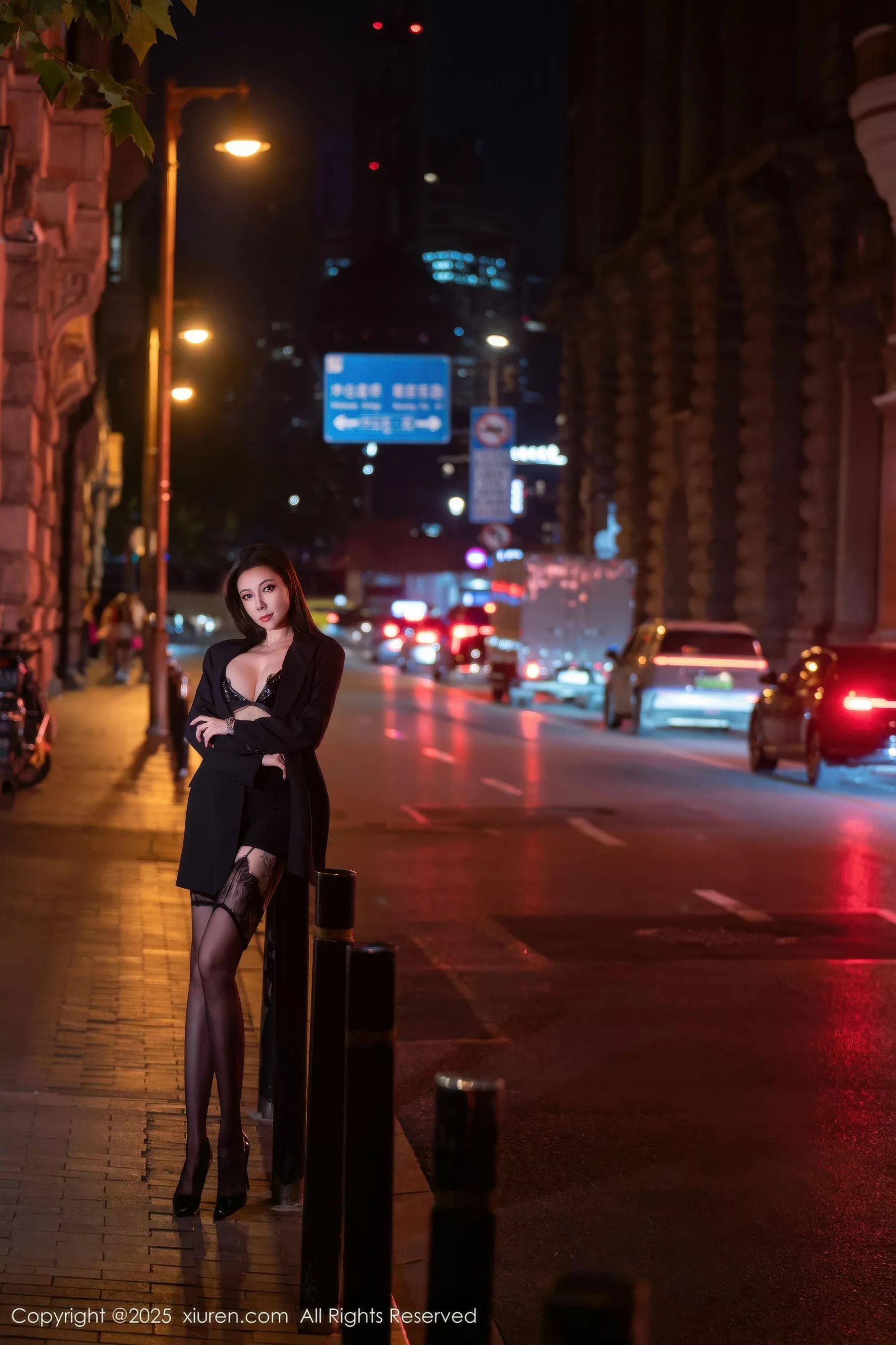 [XiuRen秀人网]第10899期果儿写真-秀人资源网